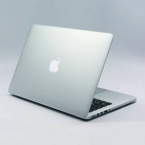 Buy Old Macbook Pro Laptops in Delhi