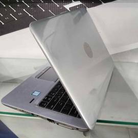 HP Elitebook Intel 830 G3 i5 6th