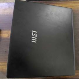 MSI OPEN BOX INTEL i3 13GEN 15.6